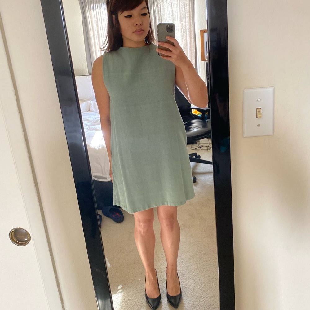 Kaarem Dust Sleeveless Pocket Dress in Eucalyptus